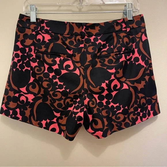 ANN TAYLOR Petite Devin Fit Tulip Shorts - Picture 2 of 8
